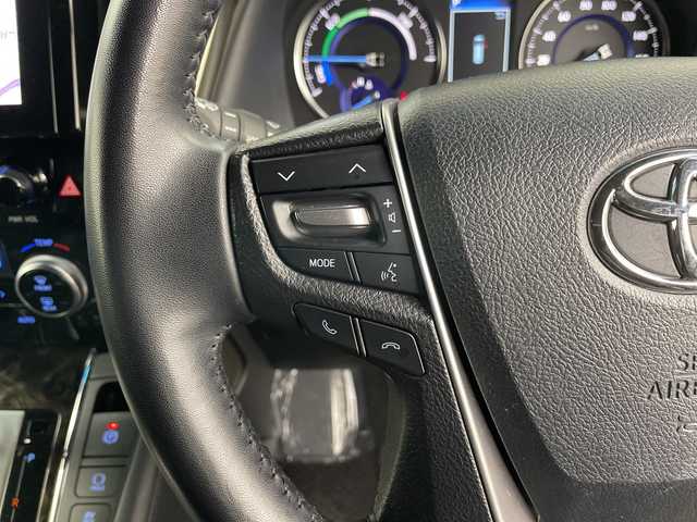 トヨタ アルファードハイブリット S タイプゴールドⅡ 道央・札幌 2022(令4)年 2.9万km ブラック ・４ＷＤ　/・ツインムーンルーフ　/・トヨタセーフティーセンス　/・純正９インチディスプレイオーディオ/・ナビ/BT/CD/DVD/USB/フルセグ/・TV/AppleCarPlay/AndroidAuto）　/・バックカメラ　/・純正フリップダウンモニター　/・両側パワースライドドア　/・パワーバックドア　/・ハーフレザーシート/運転席パワーシート/・オットマンシート/・ステアリングスイッチ/・LEDヘッドライト/オートライト/・オートマチックハイビーム/・プッシュスタート/スマートキー/・ETC/電動格納ミラー/・MTモード付AT/・純正ドライブレコーダー/・AC100W/1500W