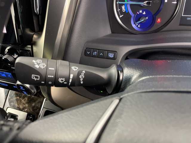 トヨタ アルファードハイブリット S タイプゴールドⅡ 道央・札幌 2022(令4)年 2.9万km ブラック ・４ＷＤ　/・ツインムーンルーフ　/・トヨタセーフティーセンス　/・純正９インチディスプレイオーディオ/・ナビ/BT/CD/DVD/USB/フルセグ/・TV/AppleCarPlay/AndroidAuto）　/・バックカメラ　/・純正フリップダウンモニター　/・両側パワースライドドア　/・パワーバックドア　/・ハーフレザーシート/運転席パワーシート/・オットマンシート/・ステアリングスイッチ/・LEDヘッドライト/オートライト/・オートマチックハイビーム/・プッシュスタート/スマートキー/・ETC/電動格納ミラー/・MTモード付AT/・純正ドライブレコーダー/・AC100W/1500W