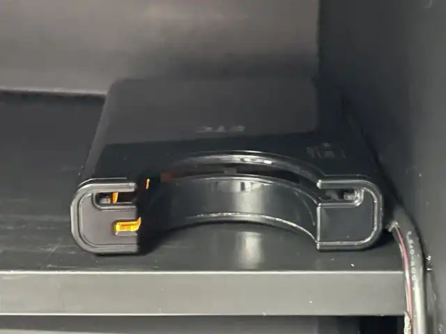 日産 セレナ 東京都 2018(平30)年 4.9万km パール 純正ナビ　/　　ＴＶ　フルセグ　ＣＤ　ＤＶＤ　Ｂｌｕｅｔｏｏｔｈ　/全周囲カメラ　/パーキングアシスト　/クルーズコントロールシステム　/ＥＴＣ　/前後ドラレコ　/衝突被害軽減システム　/盗難防止装置/ABS/横滑り防止装置/レーンアシスト/オートライト