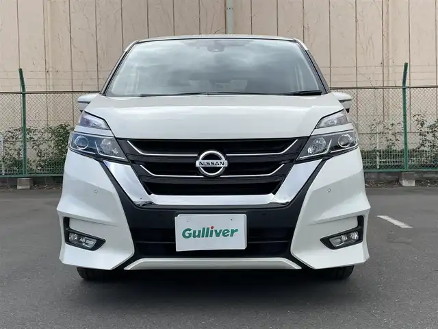 日産 セレナ 東京都 2018(平30)年 4.9万km パール 純正ナビ　/　　ＴＶ　フルセグ　ＣＤ　ＤＶＤ　Ｂｌｕｅｔｏｏｔｈ　/全周囲カメラ　/パーキングアシスト　/クルーズコントロールシステム　/ＥＴＣ　/前後ドラレコ　/衝突被害軽減システム　/盗難防止装置/ABS/横滑り防止装置/レーンアシスト/オートライト