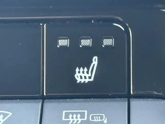 トヨタ プリウス G 千葉県 2025(令7)年 0.1千km プラチナホワイトパールマイカ ８インチディスプレイオーディオTV/トヨタセーフティセンス/パーキングサポートブレーキ/ブラインドスポットモニター/パノラミックビューモニター/ETC２．０/シートヒーターD席／N席/純正アルミ/オートハイビーム/AC１００V/レーダークルーズコントロール/ドアバイザー/ステアリングスイッチ