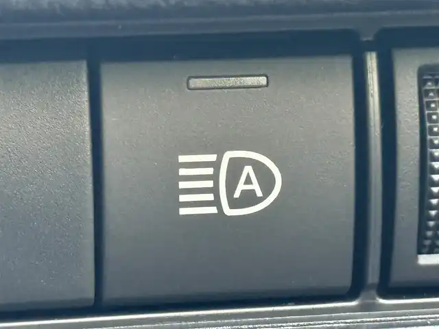 トヨタ プリウス G 千葉県 2025(令7)年 0.1千km プラチナホワイトパールマイカ ８インチディスプレイオーディオTV/トヨタセーフティセンス/パーキングサポートブレーキ/ブラインドスポットモニター/パノラミックビューモニター/ETC２．０/シートヒーターD席／N席/純正アルミ/オートハイビーム/AC１００V/レーダークルーズコントロール/ドアバイザー/ステアリングスイッチ