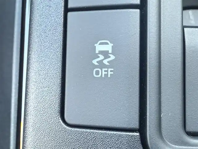 トヨタ プリウス G 千葉県 2025(令7)年 0.1千km プラチナホワイトパールマイカ ８インチディスプレイオーディオTV/トヨタセーフティセンス/パーキングサポートブレーキ/ブラインドスポットモニター/パノラミックビューモニター/ETC２．０/シートヒーターD席／N席/純正アルミ/オートハイビーム/AC１００V/レーダークルーズコントロール/ドアバイザー/ステアリングスイッチ