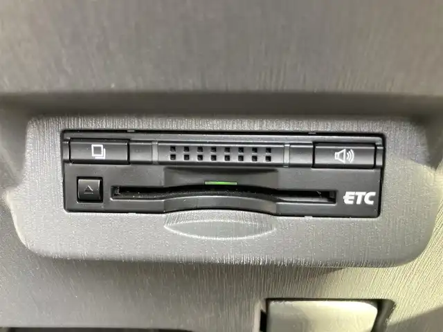 トヨタ プリウス α S ツーリングセレクション 静岡県 2014(平26)年 7.1万km ホワイトパールクリスタルシャイン ALPINE製8インチナビ(X008V)/　AM FM CD DVD Bluetooth SD/フルセグTV/LEDオートヘッドランプ/ヘッドライトウォッシャー/ステアリングスイッチ/純正17インチアルミホイール/スマートキー2本/パーキングアシスト/フロントフォグランプ/ワンオーナー/ビルトインETC/バックモニター