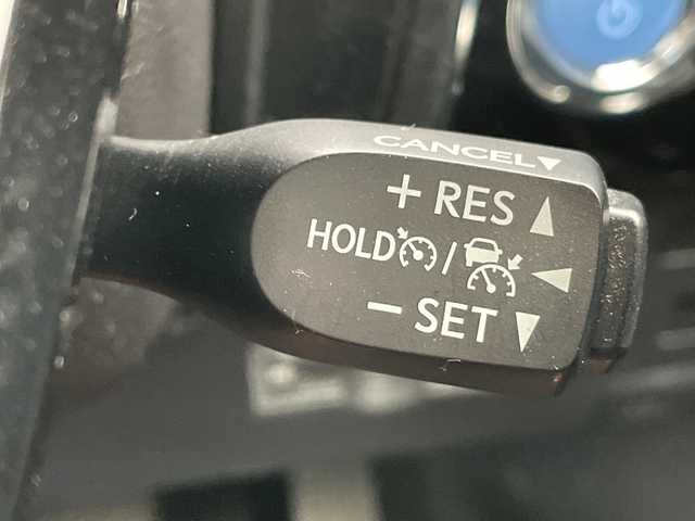 トヨタ プリウス S 愛知県 2021(令3)年 4.2万km プラチナホワイトパールマイカ 純正ナビ/全方位カメラ/レーダークルーズコントロール/バックカメラ/コーナーセンサー/LEDヘッドライト/オートマチックハイビーム/ETC/衝突軽減システム/Bluetooth/ステアリングスイッチ/スマートキー/プッシュスタート