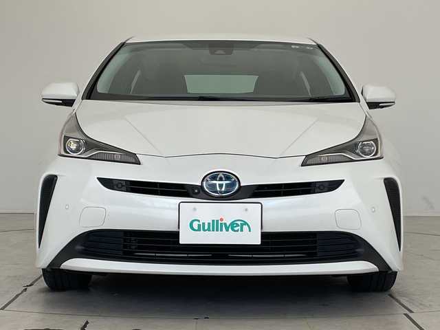 トヨタ プリウス S 愛知県 2021(令3)年 4.2万km プラチナホワイトパールマイカ 純正ナビ/全方位カメラ/レーダークルーズコントロール/バックカメラ/コーナーセンサー/LEDヘッドライト/オートマチックハイビーム/ETC/衝突軽減システム/Bluetooth/ステアリングスイッチ/スマートキー/プッシュスタート