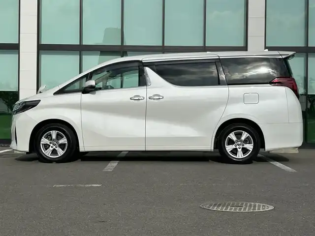 トヨタ アルファード X 和歌山県 2023(令5)年 6万km ホワイトパールクリスタルシャイン 純正ナビ/バックカメラ/両側パワースライドドア/プリクラッシュセーフティー/レーダークルーズコントロール/クリアランスソナー/純正フロアマット/純正アルミホイール/純正ビルトインETC/LEDヘッドライト/フォグランプ/オートライト/オートマチックハイビーム
