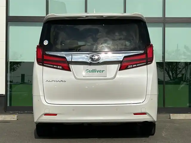トヨタ アルファード X 和歌山県 2023(令5)年 6万km ホワイトパールクリスタルシャイン 純正ナビ/バックカメラ/両側パワースライドドア/プリクラッシュセーフティー/レーダークルーズコントロール/クリアランスソナー/純正フロアマット/純正アルミホイール/純正ビルトインETC/LEDヘッドライト/フォグランプ/オートライト/オートマチックハイビーム
