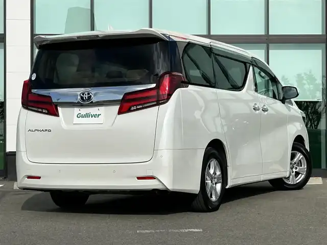 トヨタ アルファード X 和歌山県 2023(令5)年 6万km ホワイトパールクリスタルシャイン 純正ナビ/バックカメラ/両側パワースライドドア/プリクラッシュセーフティー/レーダークルーズコントロール/クリアランスソナー/純正フロアマット/純正アルミホイール/純正ビルトインETC/LEDヘッドライト/フォグランプ/オートライト/オートマチックハイビーム