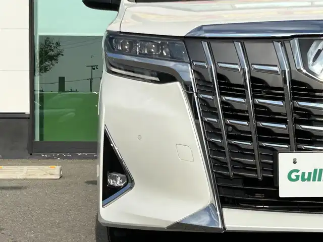 トヨタ アルファード X 和歌山県 2023(令5)年 6万km ホワイトパールクリスタルシャイン 純正ナビ/バックカメラ/両側パワースライドドア/プリクラッシュセーフティー/レーダークルーズコントロール/クリアランスソナー/純正フロアマット/純正アルミホイール/純正ビルトインETC/LEDヘッドライト/フォグランプ/オートライト/オートマチックハイビーム