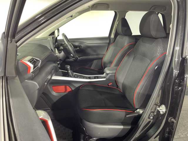 トヨタ ライズ Z 神奈川県 2023(令5)年 1.7万km ブラックマイカメタリック モデリスタエアロ【フロント/サイド/リアアンダー】/純正SDナビゲーション【NSZT-W68T】/フルセグ　CD DVD　Bluetooth　SD/パノラミックビュー/スしょうマートアシスト/コーナリングトレースアシスト/衝突回避支援ブレーキ機能/総突警報機能/車線逸脱警報/車線逸脱抑制機能/ふらつき警報/路側逸脱警報/ブレーキ制御付誤発進抑制機能/先行車発進お知らせ機能/アダブティブドライビングビーム/コーナーセンサー/標識認識機能/アダブティブクルーズコントロール/サイドビューランプ/レーンキープコントロール/革巻きステアリング/ステアリングスイッチ/前席シートヒーター/社外前後ドライブレコーダー/電動パーキングプレーキ/純正ビルトインETC/プッシュスタート/スマートキー/LEDヘッド/フォグランプ/LEDシーケンシャルターンランプ/LEDイルミネーションランプ/LEDリアフォグランプ/純正リアスポイラー/純正17インチアルミホイール