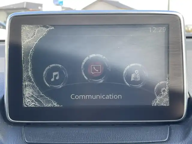 マツダ デミオ 13S 熊本県 2015(平27)年 9.5万km ソウルレッドプレミアムメタリック 純正ナビ/【ワンセグテレビ/Bluetooth/USB/AM/FM】/バックカメラ/ステアリングスイッチ/アイドリングストップ/横滑り防止/MTモード/プッシュスタート/HID/ヘッドライトレベライザー/スマートキー/スペアキー/ドアバイザー/取扱説明書