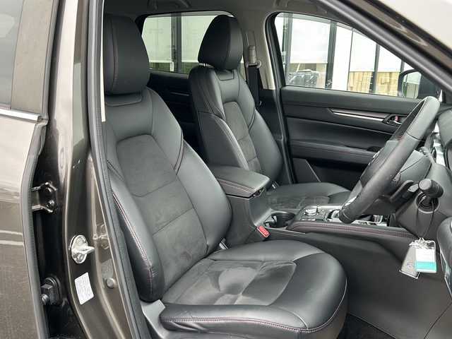 マツダ ＣＸ－５ XD ブラックトーンエディション 岐阜県 2021(令3)年 2.6万km チタニウムフラッシュマイカ 360度ビューモニター/パワーバックドア/レーダークルーズコントロール/全席パワーシート/ヘッドアップディスプレー/クリアランスソナー/車線逸脱警報/ブライドスポットモニター/前席シートヒーター/オートライト/オートマチックハイビーム/衝突被害軽減システム/エアバッグW＋サイド/レーンキープアシスト/純正LEDヘッドライト/純正アルミホイール/純正ミュージックサーバー/電動リアゲート/フルセグテレビ/ハーフレザーシート/ワンオーナー/4WD/メーカーナビ/スマートキー/ターボ/Blue tooth/ETC