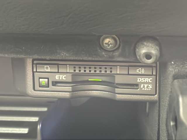 レクサス ＲＣ 300h 沖縄県 2017(平29)年 7.4万km ソニックチタニウム 県外仕入れ/純正ナビ/　DTV DVD Bluetooth/プレミアムサウンドシステム/ビルドインETC/サンルーフ/レザーシート/パワーシート/シートヒーター/クルーズコントロール/コーナーセンサー/純正18インチAW/ステアリングスイッチ/バックカメラ/パドルシフト/電動格納ミラー/LEDヘッドライト