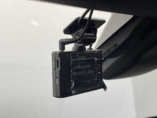 レクサス ＵＸ 250h バージョンC 新潟県 2020(令2)年 6万km ソニッククォーツ 純正メーカーOPナビ/・AM/FM/CD/DVD/Bluetooth/AUX/USB/フルセグ/バックモニター/衝突被害軽減システム/レーンキープアシスト/ETC2.0/前後ドライブレコーダー/ブラインドスポットモニター/前席パワーシート/前席シートヒーター/純正フロアマット/レザーステアリング/三眼LEDヘッドライト/オートライト/オートマチックハイビーム/純正17インチAW夏タイヤ/ABS/横滑り防止機能/前後コーナーセンサー/盗難防止装置/保証書
