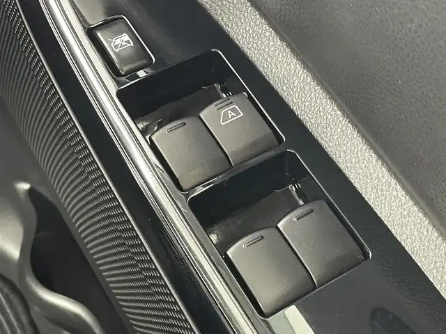 日産 デイズ ルークス ハイウェイスターX 大阪府 2018(平30)年 2.9万km ブラック 先進安全技術/・インテリジェントエマージェンシーブレーキ/・踏み間違い衝突防止システム/・車線逸脱警報システム/・オートハイビーム/カロッチェリア製ナビ/　　 CD/DVD/BT/TV/アラウンドビューモニター/片側パワースライドドア/LEDヘッドライト/革巻きステアリング/純正14インチアルミホイール/フロアマット/ETC/アイドリングストップ/エンジンプッシュスタート/スマートキー