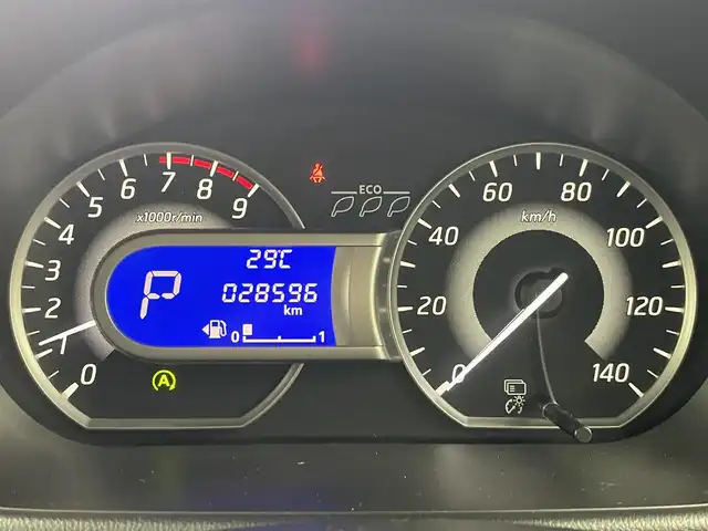 日産 デイズ ルークス ハイウェイスターX 大阪府 2018(平30)年 2.9万km ブラック 先進安全技術/・インテリジェントエマージェンシーブレーキ/・踏み間違い衝突防止システム/・車線逸脱警報システム/・オートハイビーム/カロッチェリア製ナビ/　　 CD/DVD/BT/TV/アラウンドビューモニター/片側パワースライドドア/LEDヘッドライト/革巻きステアリング/純正14インチアルミホイール/フロアマット/ETC/アイドリングストップ/エンジンプッシュスタート/スマートキー