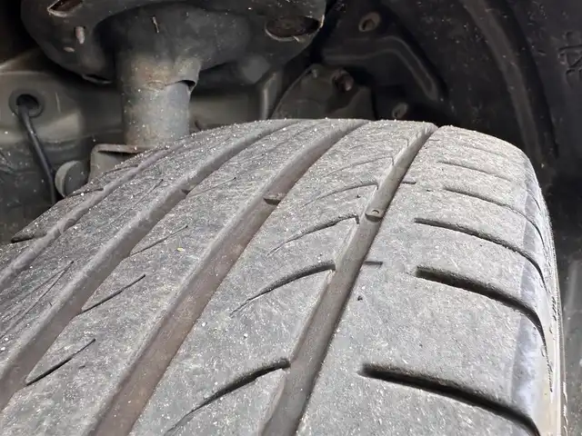 トヨタ ヴォクシー ハイブリッド ZS 煌Ⅱ 宮城県 2019(平31)年 13.6万km イナズマスパーキングブラックガラスフレーク TRDエアロ（F/S/R）/セーフティセンス/・プリクラッシュセーフティ/・レーンディパーチャーアラート/・オートマチックハイビーム/・先行車発進お知らせ機能/インテリジェントクリアランスソナー/パーキングサポートブレーキ/社外10.2インチフリップダウンモニター（TMX-R3300）/社外9インチナビ（AVN-ZX03i）/・CD/DVD/・Bluetooth/・フルセグTV/バックカメラ/ETC/両側パワースライドドア/シートヒーター/革巻きステアリング/クルーズコントロール/ステアリングスイッチ/LEDヘッドランプ/フォグランプ/オートライト/スマートキー＆プッシュスタート/電動格納ミラー/純正16インチAW/純正ドアバイザー/フロアマット/Wエアバッグ