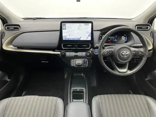 トヨタ アクア Z 愛知県 2021(令3)年 2.7万km ブラックマイカ 純正１０．５型ナビ　全方位　ＢＳＭ　フルセグＴＶ　ＤＶＤ　黒ハーフレザー　パワーシート　セーフティセンス　衝突軽減　ハンドルヒーター　シートヒーター　ＬＥＤオートライト　フォグ　ＥＴＣ２．０　Bluetooth　パノラミックビューモニター　オートハイビーム
