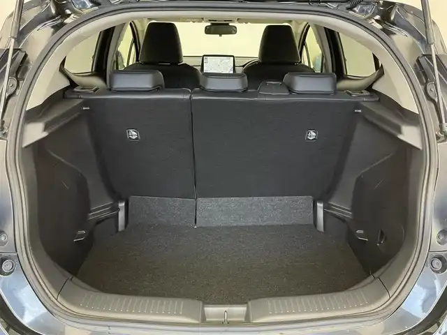 トヨタ アクア Z 愛知県 2021(令3)年 2.7万km ブラックマイカ 純正１０．５型ナビ　全方位　ＢＳＭ　フルセグＴＶ　ＤＶＤ　黒ハーフレザー　パワーシート　セーフティセンス　衝突軽減　ハンドルヒーター　シートヒーター　ＬＥＤオートライト　フォグ　ＥＴＣ２．０　Bluetooth　パノラミックビューモニター　オートハイビーム