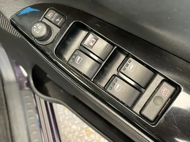 ダイハツ タント カスタム X SA 栃木県 2015(平27)年 4.2万km ナイトシャドーパープルクリスタルM ワンオーナー/禁煙車/純正ナビ(NSZH-W65DB)/(フルセグTV・Bluetooth・CD・SD・HDMI)/バックカメラ/片側パワースライドドア/スマートアシスト/ ・衝突軽減システム/ ・後方コーナーセンサー/HIDヘッドライト/オートライト/ハーフレザーシート/スマートキー/スペアキー/アイドリングストップ/フォグランプ/ドアバイザー/取扱説明書/保証書