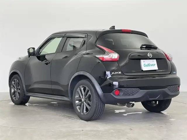 日産 ジューク 15RX アーバンセレクション 富山県 2015(平27)年 9万km スーパーブラック 社外ナビ(AM/FM/CD/DVD/BT)/フルセグTV/バックカメラ/エンジンスターター/ETC/横滑り防止装置/アイドリングストップ/LEDヘッドライト/フォグランプ/オートライト/プッシュスタート/スマートキー×2/純正フロアマット/保証書/取扱説明書
