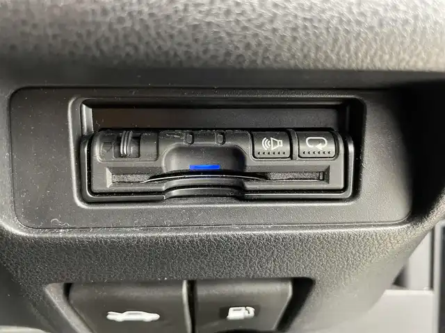 日産 ジューク 15RX アーバンセレクション 富山県 2015(平27)年 9万km スーパーブラック 社外ナビ(AM/FM/CD/DVD/BT)/フルセグTV/バックカメラ/エンジンスターター/ETC/横滑り防止装置/アイドリングストップ/LEDヘッドライト/フォグランプ/オートライト/プッシュスタート/スマートキー×2/純正フロアマット/保証書/取扱説明書