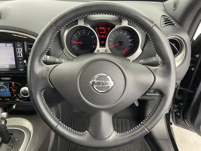 日産 ジューク 15RX アーバンセレクション 富山県 2015(平27)年 9万km スーパーブラック 社外ナビ(AM/FM/CD/DVD/BT)/フルセグTV/バックカメラ/エンジンスターター/ETC/横滑り防止装置/アイドリングストップ/LEDヘッドライト/フォグランプ/オートライト/プッシュスタート/スマートキー×2/純正フロアマット/保証書/取扱説明書