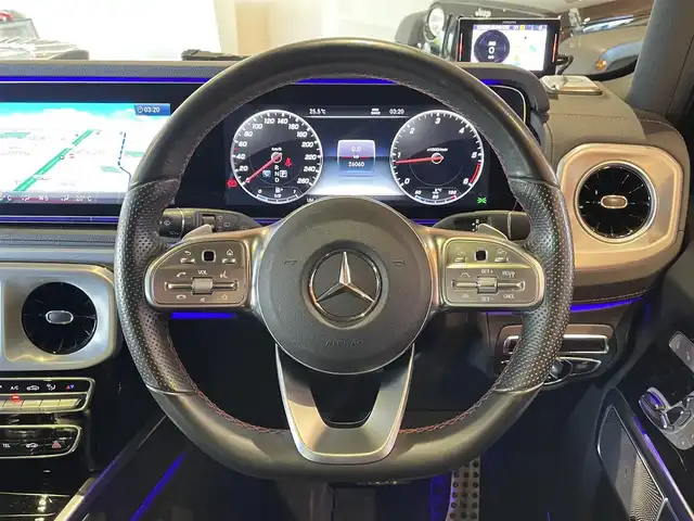 メルセデス・ベンツ ゲレンデヴァーゲン Ｇ３５０ｄ AMGライン 道央・札幌 2019(令1)年 2.6万km オブシディアンブラック ラグジュアリーパッケージ/　・ガラススライディングルーフ/　・Burmesterサラウンドサウンド/AMGライン/　・AMGスタイリングパッケージ/　・本革シート/　・20インチAMGアルミホイール/　・スポーツステアリング/アダプティブダンピングシステム/レーダーセーフティパッケージ/本革シート/マルチビームLEDヘッドライト/アダプティブハイビームアシストプラス/純正HDDナビ/フルセグテレビ/SD/BT/USB/360°カメラ/アクティブパーキングアシスト
