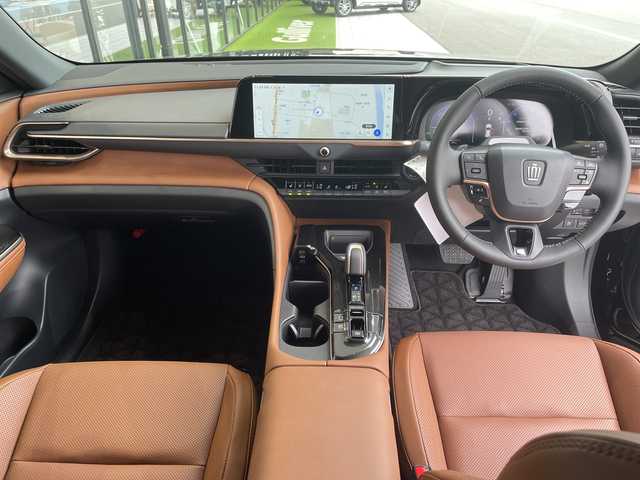 トヨタ クラウン エステート Z 愛知県 2025(令7)年 0.1千km ブラック 登録済未使用車/純正12.4型ディズプレイオーディオナビ/全方位カメラ/サンルーフ/レーダークルーズコントロール/シートヒーター/エアシート/バックカメラ/ブラインドスポットモニター/電動リアゲート/パワーシート/ヘッドアップディスプレイ/コーナーセンサー/ETC2.0/インテリジェントミラー/LEDヘッドライト/ステアリングヒーター/オートマチックハイビーム/ワイヤレス充電機/ステアリングスイッチ/スマートキー/プッシュスタート