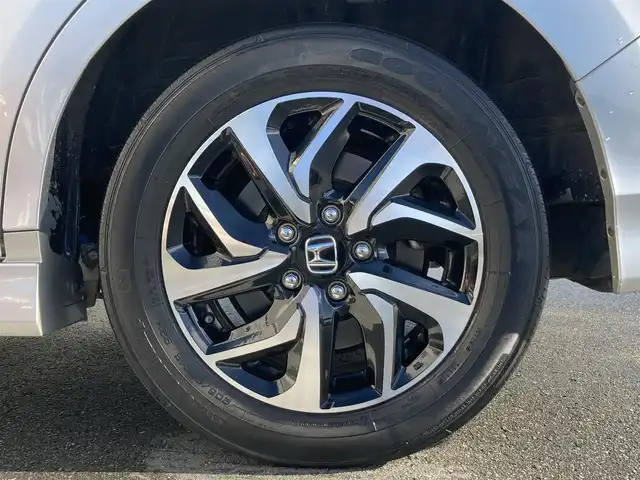 ホンダ ステップワゴン スパーダ ホンダセンシング 静岡県 2021(令3)年 5.4万km スーパープラチナメタリック HondaSENSING/純正9インチナビ(VXM-217VFNi)/　AM FM CD DVD Bluetooth SD USB AppleCarPlay/フルセグTV/LEDオートヘッドランプ/レーダークルーズコントロール/両側パワースライドドア/FABTECTシート/わくわくゲート/純正16インチアルミホイール/スマートキー2本/パドルシフト/リアサンシェード/純正フロアマット(前席ラバーマット付)/ワンオーナー/ビルトインETC2.0/バックモニター