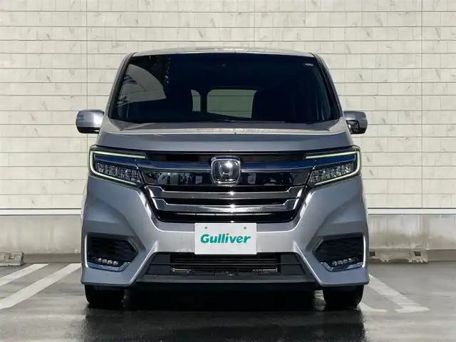 ホンダ ステップワゴン スパーダ ホンダセンシング 静岡県 2021(令3)年 5.4万km スーパープラチナメタリック HondaSENSING/純正9インチナビ(VXM-217VFNi)/　AM FM CD DVD Bluetooth SD USB AppleCarPlay/フルセグTV/LEDオートヘッドランプ/レーダークルーズコントロール/両側パワースライドドア/FABTECTシート/わくわくゲート/純正16インチアルミホイール/スマートキー2本/パドルシフト/リアサンシェード/純正フロアマット(前席ラバーマット付)/ワンオーナー/ビルトインETC2.0/バックモニター