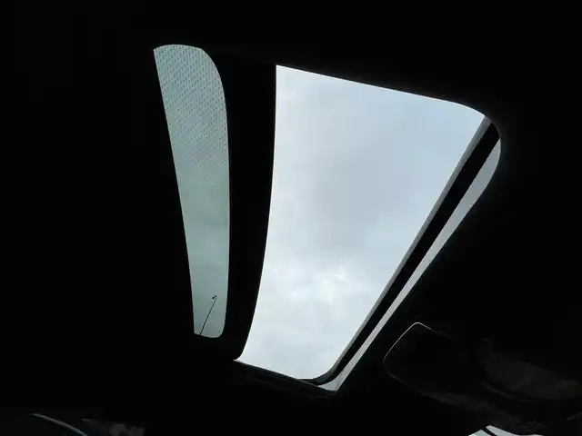 ＢＭＷ ７５０Ｌｉ Mスポーツ 愛知県 2019(平31)年 5.3万km サファイアブラックP サンルーフ/純正ナビ/（CD/DVD/BT/FM/AM）/フルセグTV/全方位カメラ/リアエンターテイメント/ハーマンカードンサウンド/ETC/純正21インチAW/インテリジェントセーフティ/ブラインドスポットモニター/レザーシート/全席メモリー付きパワーシート/全席シートヒーター/エアシート/ハンドルヒーター/取説、保証書/スペアキー