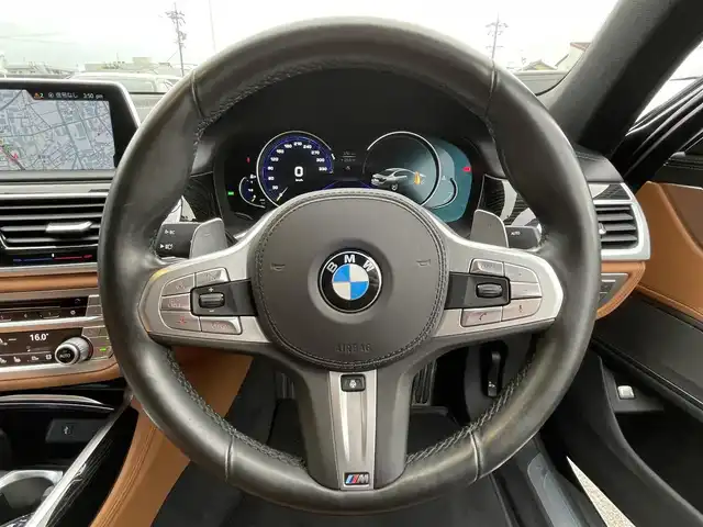 ＢＭＷ ７５０Ｌｉ Mスポーツ 愛知県 2019(平31)年 5.3万km サファイアブラックP サンルーフ/純正ナビ/（CD/DVD/BT/FM/AM）/フルセグTV/全方位カメラ/リアエンターテイメント/ハーマンカードンサウンド/ETC/純正21インチAW/インテリジェントセーフティ/ブラインドスポットモニター/レザーシート/全席メモリー付きパワーシート/全席シートヒーター/エアシート/ハンドルヒーター/取説、保証書/スペアキー