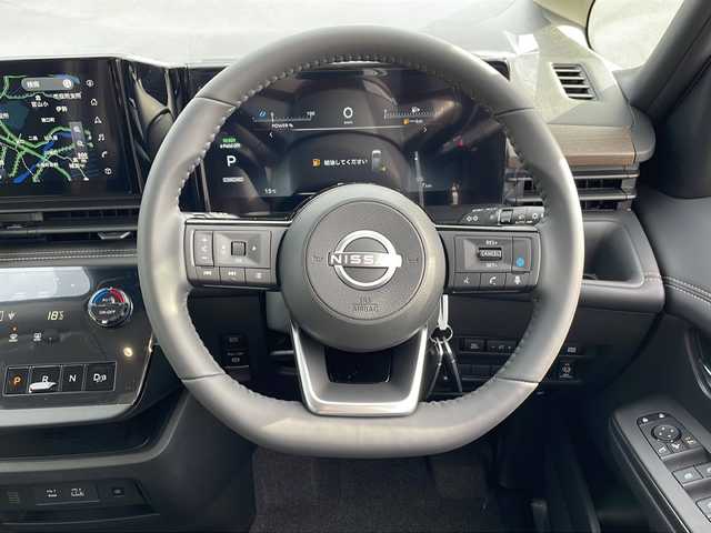 日産 セレナ e－パワー ハイウェイスター V 三重県 2025(令7)年 0.1千km プリズムホワイト 未使用車/純正ナビ/ドラレコ/ETC/デジタルインナーミラー/ハンズフリー電動スライド/レーダークルーズコントロール/レーンキープアシスト/ハンドルアシスト/オートブレーキホールド/衝突軽減/ワイヤレス充電/プロパイロット/LEDオートライト/電動格納ミラー