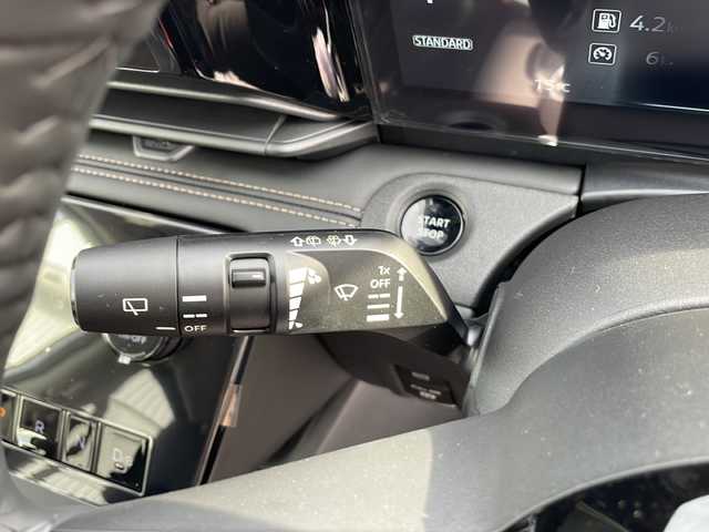 日産 セレナ e－パワー ハイウェイスター V 三重県 2025(令7)年 0.1千km プリズムホワイト 未使用車/純正ナビ/ドラレコ/ETC/デジタルインナーミラー/ハンズフリー電動スライド/レーダークルーズコントロール/レーンキープアシスト/ハンドルアシスト/オートブレーキホールド/衝突軽減/ワイヤレス充電/プロパイロット/LEDオートライト/電動格納ミラー