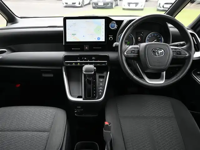 トヨタ ヴォクシー ハイブリッド S－G 千葉県 2023(令5)年 3.8万km ホワイトパールクリスタルシャイン 205/60R16/Toyota Safety Sense/・プリクラッシュセーフティ/・レーンディパーチャーアラート/・オートハイビーム/・レーダークルーズコントロール/左パワースライドドア/右イージークローザードア/10.5インチ純正コネクティッドナビ/地デジTV/【DVD/CD再生機能　Bluetooth接続】/バックカメラ/革巻きステアリング/ステアリングスイッチ/ETC（2.0）/LEDヘッドライト/ウインカーミラー/クリアランスソナー/純正16インチアルミホイル/サイド/カーテンエアバッグ/スマートキー