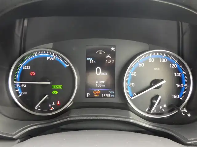 トヨタ ヴォクシー ハイブリッド S－G 千葉県 2023(令5)年 3.8万km ホワイトパールクリスタルシャイン 205/60R16/Toyota Safety Sense/・プリクラッシュセーフティ/・レーンディパーチャーアラート/・オートハイビーム/・レーダークルーズコントロール/左パワースライドドア/右イージークローザードア/10.5インチ純正コネクティッドナビ/地デジTV/【DVD/CD再生機能　Bluetooth接続】/バックカメラ/革巻きステアリング/ステアリングスイッチ/ETC（2.0）/LEDヘッドライト/ウインカーミラー/クリアランスソナー/純正16インチアルミホイル/サイド/カーテンエアバッグ/スマートキー