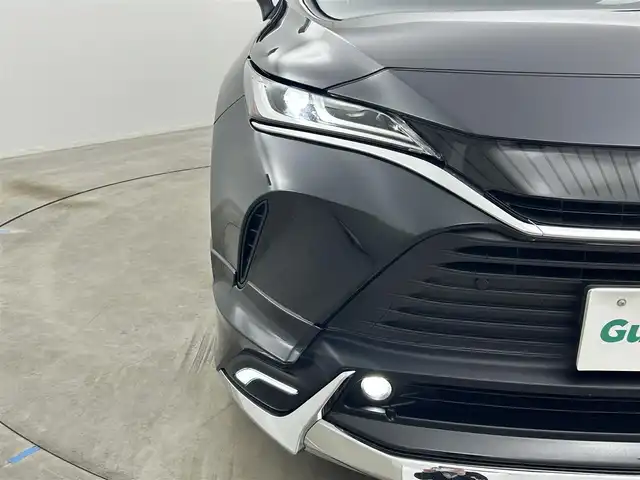 トヨタ ハリアー ハイブリッド Z レザーパッケージ 岡山県 2023(令5)年 4.3万km プレシャスブラックパール 純正12.3インチディスプレイオーディオプラス/【フルセグ/AM/FM/BT/CarPay】/モデリスタエアロ(F/S/R下)/モデリスタマフラーカッター/モデリスタネイルガード/JBLプレミアムサウンド/調光パノラマルーフ/パノラミックビューモニター/デジタルインナーミラー/ヘッドアップディスプレイ/パワーバックドア/ブラインドスポットモニター/パワーシート/シートメモリー/シートヒーター/エアシート/ステリングヒーター/レザーシート/ワイヤレス充電/コーナーセンサー/衝突軽減ブレーキ/スマートキー×２