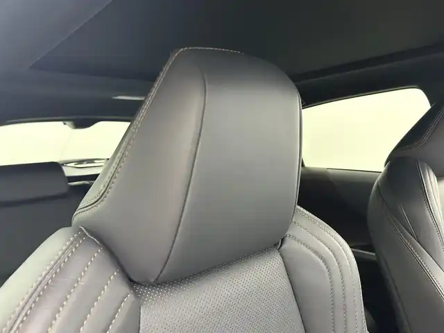 トヨタ ハリアー ハイブリッド Z レザーパッケージ 岡山県 2023(令5)年 4.3万km プレシャスブラックパール 純正12.3インチディスプレイオーディオプラス/【フルセグ/AM/FM/BT/CarPay】/モデリスタエアロ(F/S/R下)/モデリスタマフラーカッター/モデリスタネイルガード/JBLプレミアムサウンド/調光パノラマルーフ/パノラミックビューモニター/デジタルインナーミラー/ヘッドアップディスプレイ/パワーバックドア/ブラインドスポットモニター/パワーシート/シートメモリー/シートヒーター/エアシート/ステリングヒーター/レザーシート/ワイヤレス充電/コーナーセンサー/衝突軽減ブレーキ/スマートキー×２