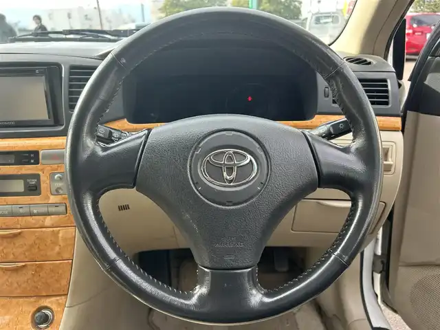 トヨタ アレックス XS 180 福島県 2005(平17)年 8.8万km スーパーホワイトⅡ 社外ナビ/・型番：MDV-333/・ワンセグTV/DVD/CD/AUX/iPod/SD/USB/FM/AM/・ETC/革張りステアリング/4WD/電動格納ミラー/シガーライター/ハロゲンヘッドライト/・オートライト/純正ドアバイザー/純正フロアマット/社外アルミ/・LCZ/積込み冬タイヤ/・DIOS eS6AW/・溝6mm