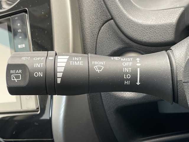 日産 ノート メダリスト エマージェンシーB 愛知県 2014(平26)年 2.4万km ダークメタルグレー SDナビ SDカードなし/全方位カメラ/バックカメラ/HIDヘッドライト/オートライト/ドライブレコーダー/ETC/衝突軽減システム/ワンセグ/CD/Bluetooth/ステアリングスイッチ/スマートキー/プッシュスタート