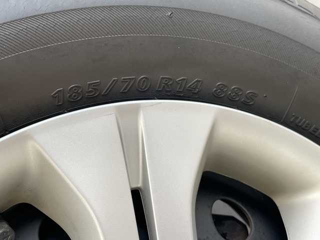 日産 ノート メダリスト エマージェンシーB 愛知県 2014(平26)年 2.4万km ダークメタルグレー SDナビ SDカードなし/全方位カメラ/バックカメラ/HIDヘッドライト/オートライト/ドライブレコーダー/ETC/衝突軽減システム/ワンセグ/CD/Bluetooth/ステアリングスイッチ/スマートキー/プッシュスタート