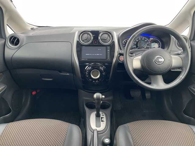 日産 ノート メダリスト エマージェンシーB 愛知県 2014(平26)年 2.4万km ダークメタルグレー SDナビ SDカードなし/全方位カメラ/バックカメラ/HIDヘッドライト/オートライト/ドライブレコーダー/ETC/衝突軽減システム/ワンセグ/CD/Bluetooth/ステアリングスイッチ/スマートキー/プッシュスタート