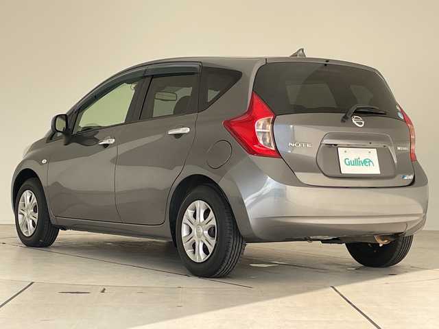 日産 ノート メダリスト エマージェンシーB 愛知県 2014(平26)年 2.4万km ダークメタルグレー SDナビ SDカードなし/全方位カメラ/バックカメラ/HIDヘッドライト/オートライト/ドライブレコーダー/ETC/衝突軽減システム/ワンセグ/CD/Bluetooth/ステアリングスイッチ/スマートキー/プッシュスタート