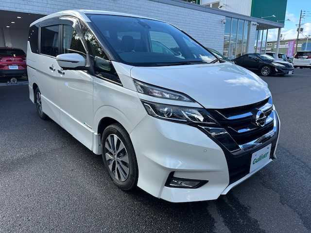 日産 セレナ