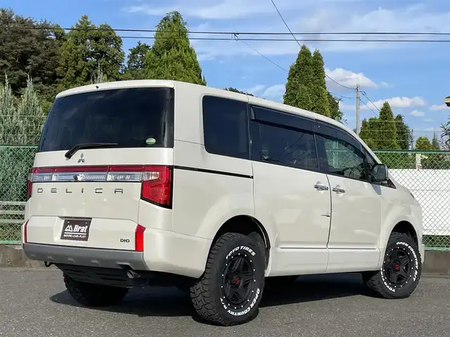 三菱 デリカＤ：５ P 千葉県 2020(令2)年 5.9万km ウォームホワイトパール AIS検査済み社外パーツ取付済み/【4WD ディーゼル 8人乗り】/ワンオーナー/オートステップ/リフトアップキット（社外）/ＪＡＯＳフロントバンパーガード（社外）/マドリスグリル（社外）/純正大型液晶メモリナビ/（フルセグTV/Bluetooth Audio/Music Catcher/HDMI）/フリップダウンモニター/マルチアラウンドビューモニター/クルーズコントロール/プッシュスタート/スマートキー/両側パワースライドドア/パワーバックドア/ETC/ルーフビームガーニッシュ