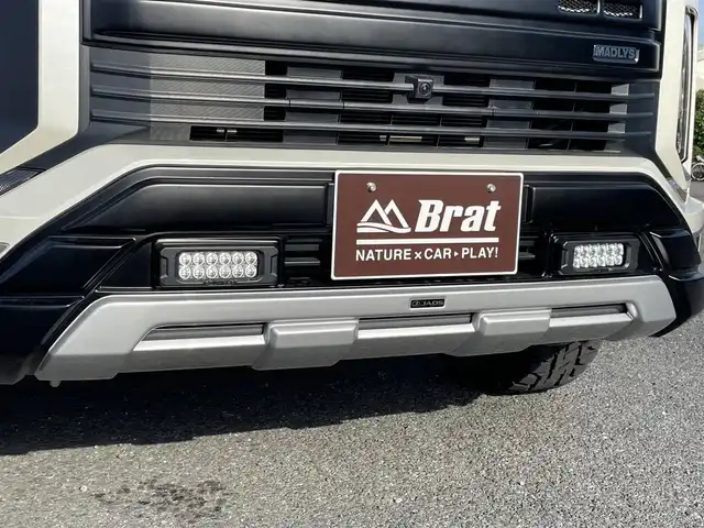 三菱 デリカＤ：５ P 千葉県 2020(令2)年 5.9万km ウォームホワイトパール AIS検査済み社外パーツ取付済み/【4WD ディーゼル 8人乗り】/ワンオーナー/オートステップ/リフトアップキット（社外）/ＪＡＯＳフロントバンパーガード（社外）/マドリスグリル（社外）/純正大型液晶メモリナビ/（フルセグTV/Bluetooth Audio/Music Catcher/HDMI）/フリップダウンモニター/マルチアラウンドビューモニター/クルーズコントロール/プッシュスタート/スマートキー/両側パワースライドドア/パワーバックドア/ETC/ルーフビームガーニッシュ