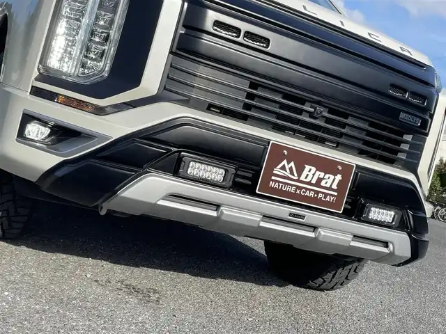 三菱 デリカＤ：５ P 千葉県 2020(令2)年 5.9万km ウォームホワイトパール AIS検査済み社外パーツ取付済み/【4WD ディーゼル 8人乗り】/ワンオーナー/オートステップ/リフトアップキット（社外）/ＪＡＯＳフロントバンパーガード（社外）/マドリスグリル（社外）/純正大型液晶メモリナビ/（フルセグTV/Bluetooth Audio/Music Catcher/HDMI）/フリップダウンモニター/マルチアラウンドビューモニター/クルーズコントロール/プッシュスタート/スマートキー/両側パワースライドドア/パワーバックドア/ETC/ルーフビームガーニッシュ