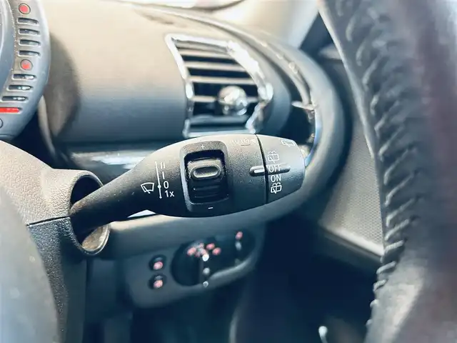 ＭＩＮＩ ミニ クラブマン クーパー 大阪府 2017(平29)年 3.8万km 緑Ⅱ コンパートメントP/ライトP/純正ナビ/バックカメラ/ACC/ETC/ドラレコ/クリアランスソナー/純正17インチAW/USB/AUX/Bluetooth
